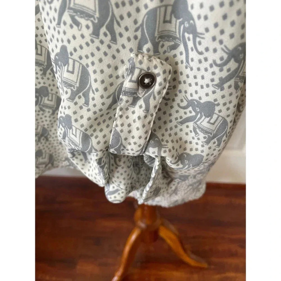 MIX 41 Hawthorn Womens Top Blouse Large Elephants Roll Tab Boho Animals Gray - Picture 5 of 10
